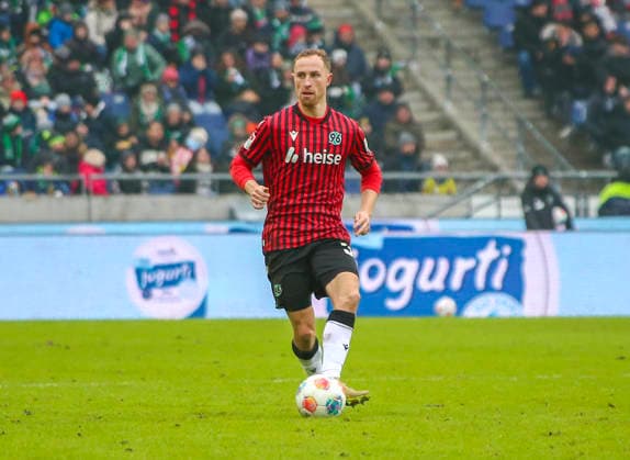 Germany Soccer 2 Bundesliga 2025 26, 21 Matchday Hannover 96 vs Holstein Kiel Heinz von Heiden Arena Stadion Hannover Maurice Neubauer Hannover 96, 33 Hannover Copyright: xAymanxAlahmedx