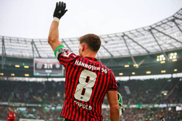 Germany Soccer 2 Bundesliga 2025 26, 21 Matchday Hannover 96 vs Holstein Kiel Heinz von Heiden Arena Stadion Hannover Enzo Leopold Hannover 96, 8 Hannover Copyright: xAymanxAlahmedx