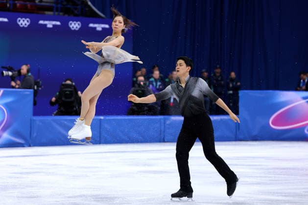 Riku Miura & Ryuichi Kihara (JPN), FEBRUARY 8, 2026 - Figure skating, Eiskunstlauf : Team Pairs Free Skating during the Milano Cortina 2026 Olympic Winter games, Winterspiele,Spiele, Summer games at Milano Ice Skating Arena in Milan, Italy. Noxthirdxpartyxsales  aflo_319044096