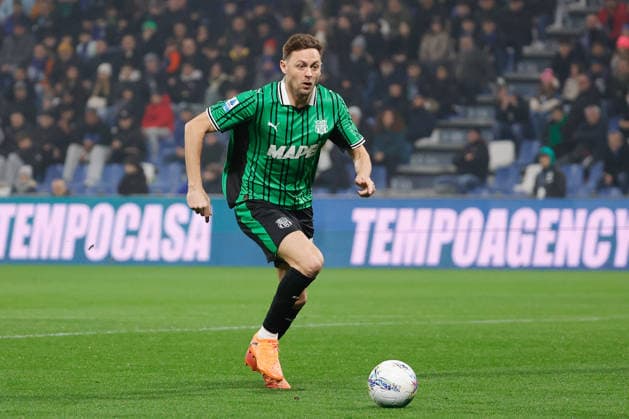 February 8, 2026, Reggio Emilia, Italy: Nemanja Matic of US Sassuolo Calcio seen in action during the Italian Serie A soccer match between US Sassuolo Calcio and FC Inter at Mapei Stadium - CittÃ del Tricolore. Final score; US Sassuolo Calcio 0:5 FC Inter US Sassuolo Calcio Vs FC Inter In Reggio Emilia, Italy - 08 Feb 2026  - ZUMAs197 20260208_aaa_s197_461 Copyright: xEmanuelexPennacchiox