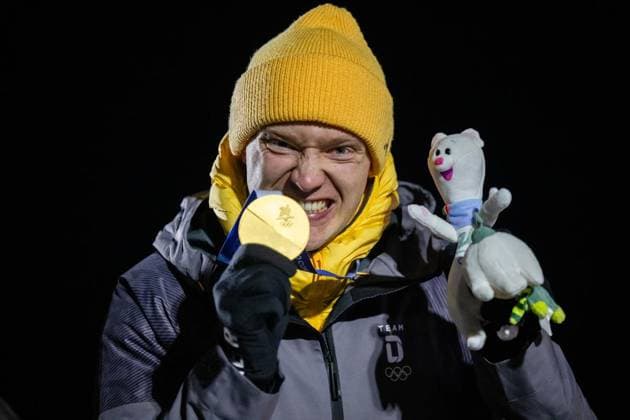 MILANO CORTINA 2026 - OLYMPISCHE WINTERSPIELE - CORTINA D™AMPEZZO - RODELN - HERREN EINZEL ** NUR FÜR REDAKTIONELLE ZWECKE ** EDITORIAL USE ONLY **<p>08 02 2026-Cortina d™Ampezzo: Olympische Winterspiele Milano Cortina 2026 Rodeln Cortina Sliding Centre Event: Herren Einzel 3.-4. Lauf im Foto: Riesenjubel bei Max Langenhan 1 (GER) nach dem Gewinn der Goldmedaille. ( Italien Venetien Cortina d™Ampezzo Copyright: SaschaxFromm *** MILANO CORTINA 2026 OLYMPIC WINTER GAMES CORTINA D™AMPEZZO SLIDING MENS SINGLE FOR EDITORIAL PURPOSES ONLY p 08 02 2026 Cortina d™Ampezzo Olympic Winter Games Milano Cortina 2026 Luge Cortina Sliding Center Event Men Single 3 4 Run in the photo Huge cheers for Max Langenhan 1 GER after winning the gold medal Italy Veneto Cortina d™Ampezzo Copyright SaschaxFromm Copyright: SaschaxFromm doc84hw2yjsdjpf8939zzv ,EDITORIAL USE ONLY