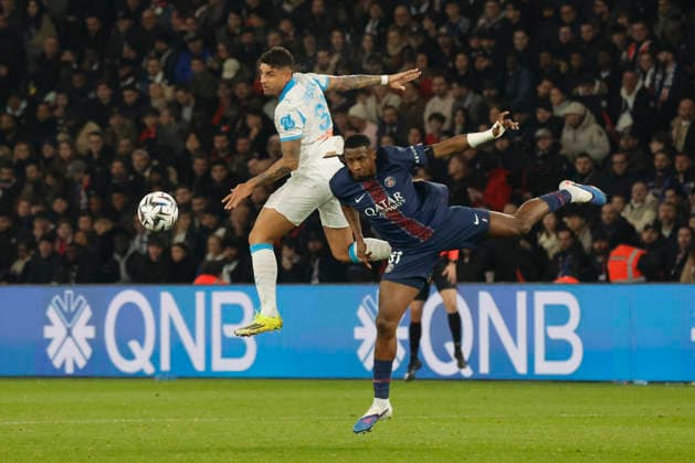 French League One - PSG vs OM PSG’s Willian Pacho battles OM’s Emerson during the 2025-26 French soccer League One game, PSG vs OM in Parc des Princes Stadium, Paris, France on February 8th 2026. Photo by Henri Szwarc ABACAPRESS.COM Paris France  Copyright: xSzwarcxHenri ABACAx