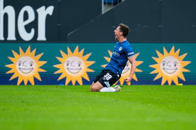 08 02 2026 Soccer, 2025 2026, 2 Bundesliga, Matchday 21, DSC Arminia Bielefeld Eintracht Braunschweig Marius Wörl Bielefeld cheers after his goal for 2 2 DFL REGULATIONS PROHIBIT ANY USE OF PHOTOGRAPHS AS IMAGE SEQUENCES AND OR QUASI VIDEO