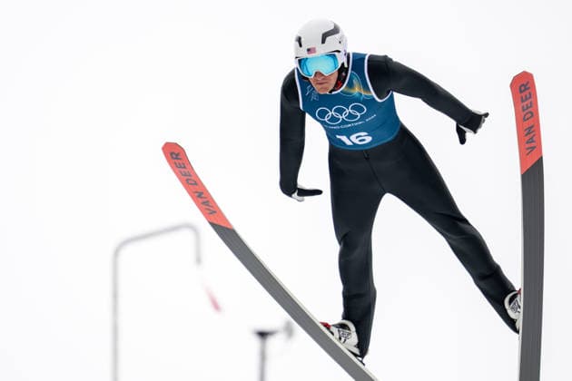 OLYMPICS - Winter Olympic Games, Olympische Spiele, Olympia, OS Milano Cortina 2026 VAL DI FIEMME,ITALY,09.FEB.26 - OLYMPICS, NORDIC SKIING, NORDIC COMBINED, Ski jumping, Skispringen, Ski, nordisch Winter Olympic Games Milano Cortina 2026, normal hill, training, men. Image shows Benjamin Loomis (USA).  GEPAxpictures xOliverxLerch
