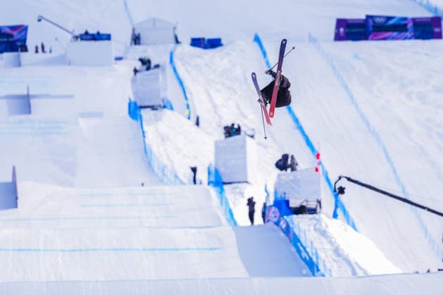 09 02 2026, Livigno, Snow Park, Winter Olympics: Women s Freeski Slopestyle Final, 17 Giulia Tanno (Switzerland) Livigno Snow Park Lombardy Italy *** 09 02 2026, Livigno, Snow Park, Winter Olympics Women s Freeski Slopestyle Final, 17 Giulia Tanno Switzerland Livigno Snow Park Lombardy Italy Copyright: xJustPictures.ch JarixPestelaccix jp-en-JaPe-DSC07885-20260209