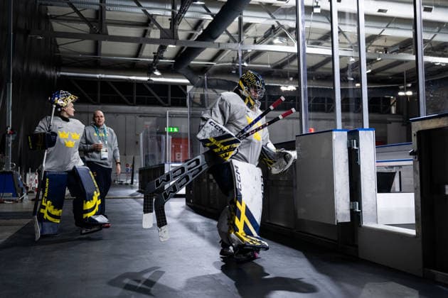 260209 Goaltender Emma Söderberg and goaltender Ebba Svensson Träff of Sweden ahead of a Ice hockey, Eishockey practice session during day 3 of the 2026 Winter Olympics on February 9, 2026 in Milan. Photo: Emma Wallskog BILDBYRAN kod EW EW0624 ishockey ice hockey Olympic Games, Olympische Spiele, Olympia, OS olympics winter olympics os ol olympiska spel vinter-os olympiske leker milano cortina 2026 milan cortina 2026 milano cortina 2026 olympic games milano cortina 2026 winter olympic games milano cortina-os milano cortina-ol vinter-ol 3 bbeng träning training sweden sverige dam *** 260209 Goaltender Emma Söderberg and goaltender Ebba Svensson Träff of Sweden ahead of a ice hockey practice session during day 3 of the 2026 Winter Olympics on February 9, 2026 in Milan Photo Emma Wallskog BILDBYRAN kod EW EW0624 ishockey ice hockey olympic games olympics winter olympics os ol olympiska spel vinter os olympiske leker milano cortina 2026 milan cortina 2026 milano cortina 2026 olympic games milano cortina 2026 winter olympic games milano cortina os milano cortina ol vinter ol 3 bbeng träning training sweden sverige dam  Copyright: EMMAxWALLSKOG BB260209EW011