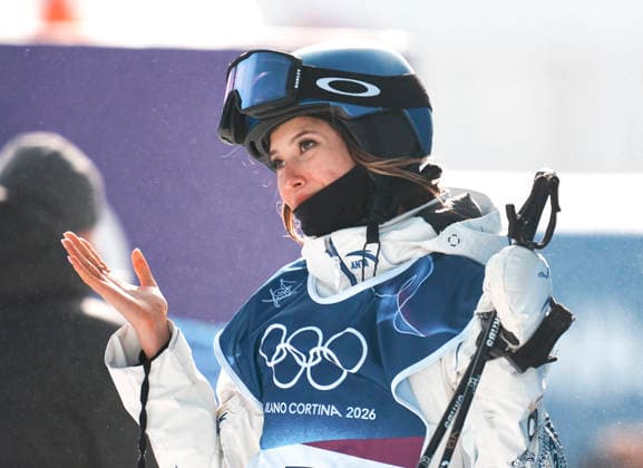 (260209) -- LIVIGNO, Feb. 9, 2026 -- Gu Ailing of China reacts after the freestyle skiing women s freeski slopestyle final at the Milan-Cortina 2026 Olympic Winter games, Winterspiele,Spiele, Summer games in Livigno, Italy, Feb. 9, 2026. ) (MICO2026)ITALY-LIVIGNO-OLYMPIC WINTER GAMES-FREESTYLE SKIING-WOMEN S FREESKI SLOPESTYLE-FINAL HuxChao 