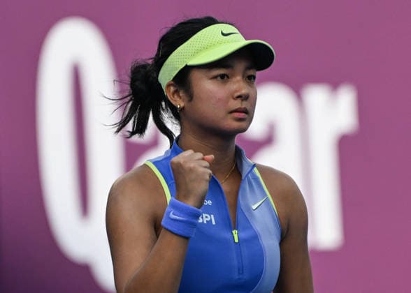 Qatar TotalEnergies Open 2026 - Day Two DOHA, QATAR FEBRUARY 9: Alexandra Eala of the Philippines is seen during a match against Tereza Valentova of the Czech Republic in the first round on Day Two of the Qatar TotalEnergies Open, part of the Hologic WTA, Tennis Damen Tour at the Khalifa International Tennis and Squash Complex on February 9, 2026 in Doha, Qatar. Doha Qatar  Copyright: xArturxWidakx originalFilename:widak-qatartot260209_np9Sj.jpg