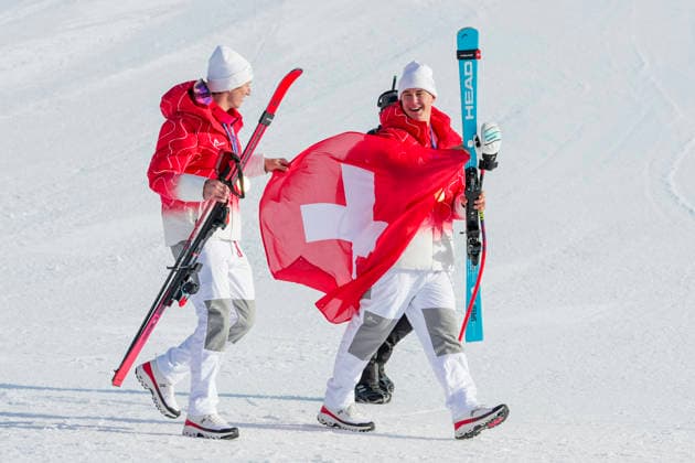 Winter Olympics in Milan Cortina 2026 Bormio, Italy 20260209. Gold medalist Tanguy Nef and Franjo von Allmen from Switzerland on the podium after the men s alpine downhill slalom team competition during the Winter Olympics in Milan Cortina 2026. Photo: Cornelius Poppe NTB Bormio Italy EDITORIAL USE ONLY. RESTRICTED USE FOR BETTING COMPANIES Ref:_SPOJfEAi2RI4iM.jpg *** Winter Olympics in Milan Cortina 2026 Bormio, Italy 20260209 Gold medalist Tanguy Nef and Franjo von Allmen from Switzerland on the podium after the men s alpine downhill slalom team competition during the Winter Olympics in Milan Cortina 2026 Photo Cornelius Poppe NTB Bormio Italy EDITORIAL USE ONLY RESTRICTED USE FOR BETTING COMPANIES  Copyright: xCorneliusxPoppex xNTBx