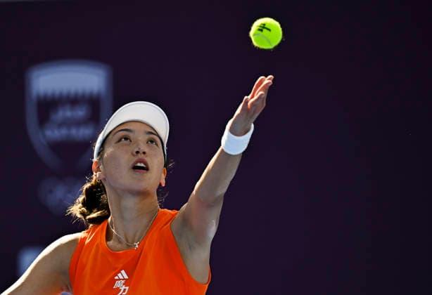 February 9, 2026, Doha, Qatar: Xinyu Wang of China seen in action with Emiliana Arango of Colombia (Not in view) during their round of 64 match at the WTA, Tennis Damen Qatar TotalEnergies Open 2026 tennis tournament at the Khalifa International Tennis Complex.. Xinyu Wang won against Emiliana Arango 6-1, 7-5. WTA Qatar TotalEnergies Open 2026-Round Of 64 In Doha ,Qatar -9 FEB 2026.  - ZUMAs197 20260209_aaa_s197_070 Copyright: xNoushadxVariyattiyakkalx