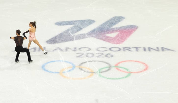 February 9, 2026, Milan, Lombardy, Italy: LAURENCE FOURNIER BEAUDRY and GUILLAUME CIZERON of France practice their Ice Dance Rhythm Dance of the Figure skating, Eiskunstlauf Team Event at the Milano Cortina 2026 Winter Olympic Games, Olympische Spiele, Olympia, OS Milan Italy - ZUMAc179 20260209_oly_c179_004 Copyright: xMickaelxChavetx