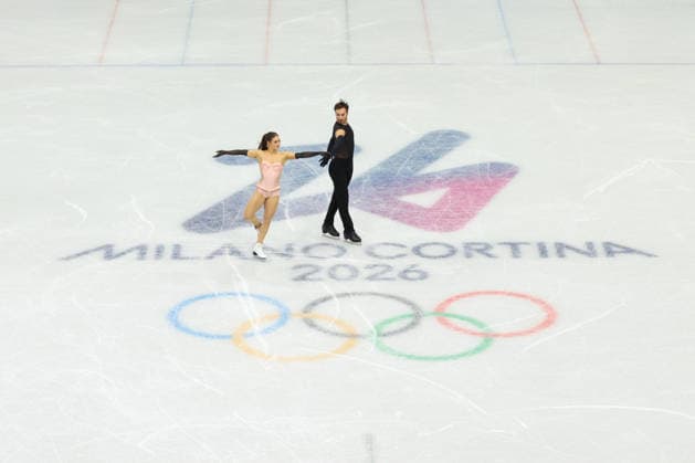 February 9, 2026, Milan, Lombardy, Italy: LAURENCE FOURNIER BEAUDRY and GUILLAUME CIZERON of France practice their Ice Dance Rhythm Dance of the Figure skating, Eiskunstlauf Team Event at the Milano Cortina 2026 Winter Olympic Games, Olympische Spiele, Olympia, OS Olympics 2026: Milano Cortina: Figure Skating Ice Dance Rhythm Dance  - ZUMAc179 20260209_oly_c179_003 Copyright: xMickaelxChavetx