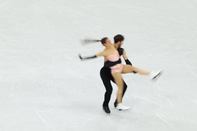 February 9, 2026, Milan, Lombardy, Italy: LAURENCE FOURNIER BEAUDRY and GUILLAUME CIZERON of France practice their Ice Dance Rhythm Dance of the Figure skating, Eiskunstlauf Team Event at the Milano Cortina 2026 Winter Olympic Games, Olympische Spiele, Olympia, OS Milan Italy - ZUMAc179 20260209_oly_c179_018 Copyright: xMickaelxChavetx