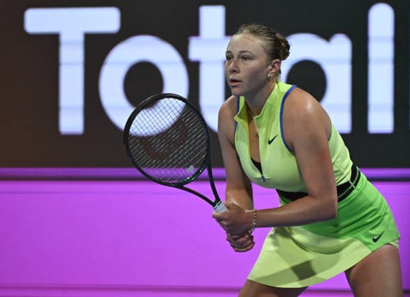 Qatar TotalEnergies Open 2026 - Day One DOHA, QATAR FEBRUARY 9: Amanda Anisimova of the United States is seen during the match against Karolina Pliskova of the Czech Republic in the first round on Day Two of the Qatar TotalEnergies Open, part of the Hologic WTA, Tennis Damen Tour, at the Khalifa International Tennis and Squash Complex on February 9, 2026 in Doha, Qatar. Doha Qatar  Copyright: xArturxWidakx originalFilename:widak-qatartot260209_npE4i.jpg