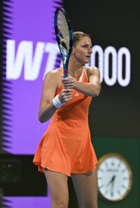 Qatar TotalEnergies Open 2026 - Day One DOHA, QATAR FEBRUARY 9: Karolina Pliskova of the Czech Republic in action against Amanda Anisimova of the United States in the first round on Day Two of the Qatar TotalEnergies Open, part of the Hologic WTA, Tennis Damen Tour, at the Khalifa International Tennis and Squash Complex on February 9, 2026 in Doha, Qatar. Doha Qatar  Copyright: xArturxWidakx originalFilename:widak-qatartot260209_npHyq.jpg