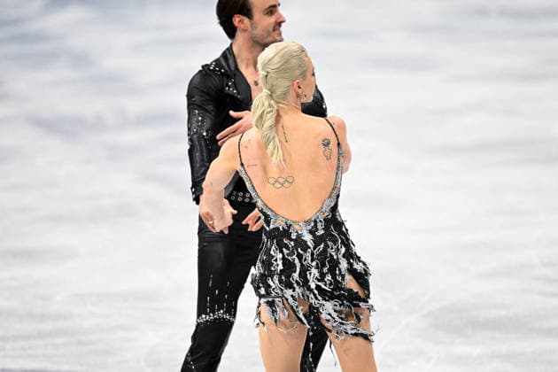 Winter Olympics - Olivia Smart and Tim Dieck At Figure skating, Eiskunstlauf Team Event Practice - Milan Olivia Smart and Tim Dieck of Spain during their practice of the Figure Skating Team Event at the Milano Cortina 2026 Winter Olympic Games, Olympische Spiele, Olympia, OS at Milano Ice Skating Arena on February 8, 2026 in Milan, Italy. Olivia Smart has tattoos of the olympic rings on her back. Photo by JMP ABACAPRESS.COM Milan Italy  Copyright: xJMP ABACAx