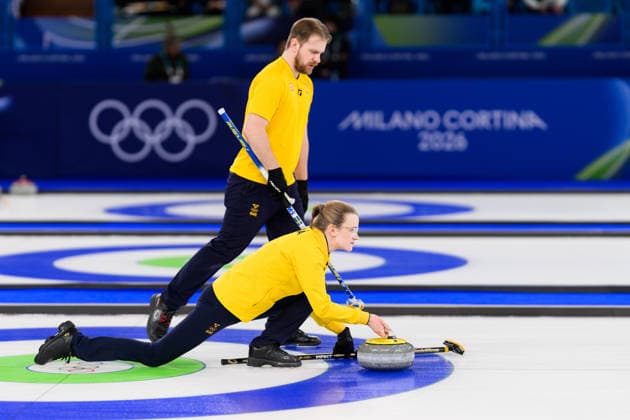260209 Isabelle Wrana and Rasmus Wrana of Sweden competes in a round robin mixed doubles curling semifinal match between Great Britain and Sweden during day 3 of the 2026 Winter Olympics on February 9, 2026 in Cortina. Photo: Jon Olav Nesvold BILDBYRAN COP 217 JE0114 curling Olympic Games, Olympische Spiele, Olympia, OS olympics winter olympics os ol olympiska spel vinter-os olympiske leker milano cortina 2026 milan cortina 2026 milano cortina 2026 olympic games milano cortina 2026 winter olympic games milano cortina-os milano cortina-ol vinter-ol 3 bbeng sweden sverige *** 260209 Isabelle Wrana and Rasmus Wrana of Sweden competes in a round robin mixed doubles curling semifinal match between Great Britain and Sweden during day 3 of the 2026 Winter Olympics on February 9, 2026 in Cortina Photo Jon Olav Nesvold BILDBYRAN COP 217 JE0114 curling olympic games olympics winter olympics os ol olympiska spel vinter os olympiske leker milano cortina 2026 milan cortina 2026 milano cortina 2026 olympic games milano cortina 2026 winter olympic games milano cortina os milano cortina ol vinter ol 3 bbeng sweden sverige  Copyright: JONxOLAVxNESVOLD BB260209JE006