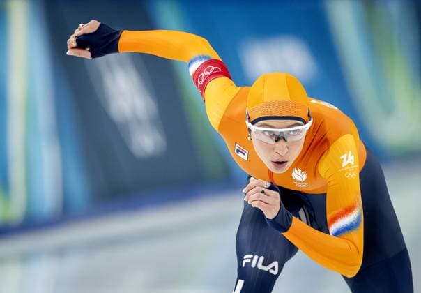 MILAN - Suzanne Schulting during the 1,000 meters in long track Speed skating, Eisschnelllauf at the Milan Speed Skating Stadium at the Milan Winter Olympics. SEM VAN DER WAL ANP xVIxANPxSportx xxANPxIVx 550160642 originalFilename: 550160642.jpg