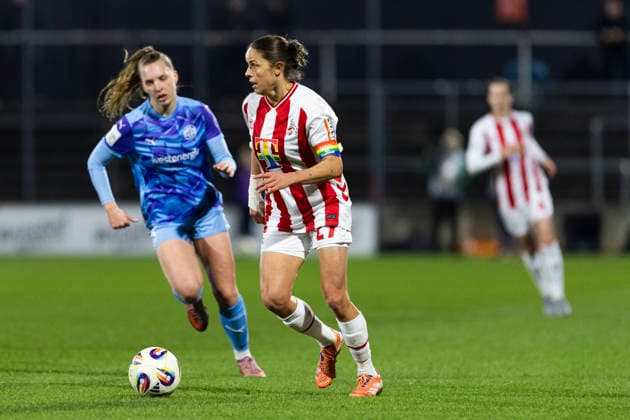 Google Pixel Women Bundesliga 1 FC Köln SGS Essen 09 02 2026 Laura Feiersinger 1 FC Köln, 27 , Maike Berentzen SGS Essen, 13 on matchday 17 of the Google Pixel Women Bundesliga in the match between 1 FC Köln and SGS Essen on 09 02 2026 at Franz Kremer Stadion in Cologne Copyright: xBEAUTIFULxSPORTS Meuselx