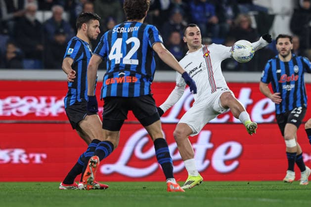 Cremonese s Federico Bonazzoli during the Serie A soccer match between A.C Atalanta B.C. and Cremoese at the New Balance Arena in Bergamo, Italy - Monday, February 9, 2026. - Soccer .  Copyright: xStefanoxNicoli LaPressex