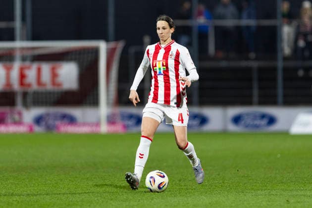 Google Pixel Womens Bundesliga 1 FC Köln SGS Essen 09 02 2026 Sara Agrez 1 FC Köln, 4 on matchday 17 of the Google Pixel Womens Bundesliga in the match between 1 FC Köln and SGS Essen on 09 02 2026 at Franz Kremer Stadium in Cologne Copyright: xBEAUTIFULxSPORTS Meuselx