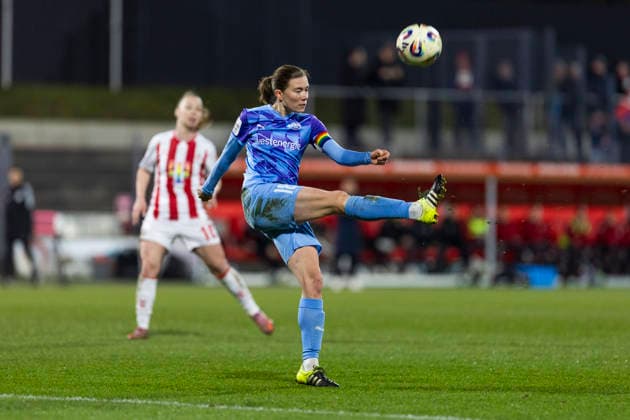 Google Pixel Frauen Bundesliga 1 FC Köln SGS Essen 09 02 2026 Lena Ostermeier SGS Essen, 18 on matchday 17 of the Google Pixel Frauen Bundesliga in the match between 1 FC Köln and SGS Essen on 09 02 2026 at Franz Kremer Stadium in Cologne Copyright: xBEAUTIFULxSPORTS Meuselx