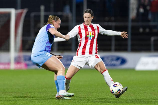 Google Pixel Women Bundesliga 1 FC Köln SGS Essen 09 02 2026 Ramona Maier SGS Essen, 9 , Sara Agrez 1 FC Köln, 4 on matchday 17 of the Google Pixel Women Bundesliga in the match between 1 FC Köln and SGS Essen on 09 02 2026 at Franz Kremer Stadion in Cologne Copyright: xBEAUTIFULxSPORTS Meuselx