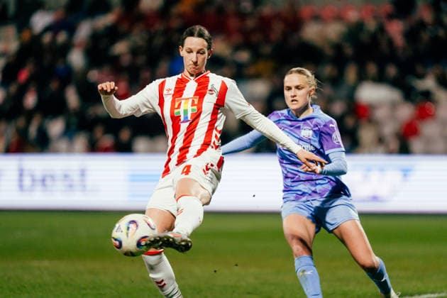 09 02 26, Women, Football, Google Pixel Women Bundesliga, Season 2025 2026, 1 FC Köln SGS Essen, 17 Matchday Sara Agrez 4 1 FC Köln Ballannahme Köln Franz Kremer Stadion NRW Germany