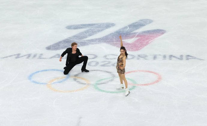 February 9, 2026, Milan, Lombardy, Italy: MADISON CHOCK and EVAN BATES of USA in the Ice Dance Rhythm Dance of the Figure skating, Eiskunstlauf Team Event at the Milano Cortina 2026 Winter Olympic Games, Olympische Spiele, Olympia, OS Milan Italy - ZUMAc179 20260209_oly_c179_078 Copyright: xMickaelxChavetx