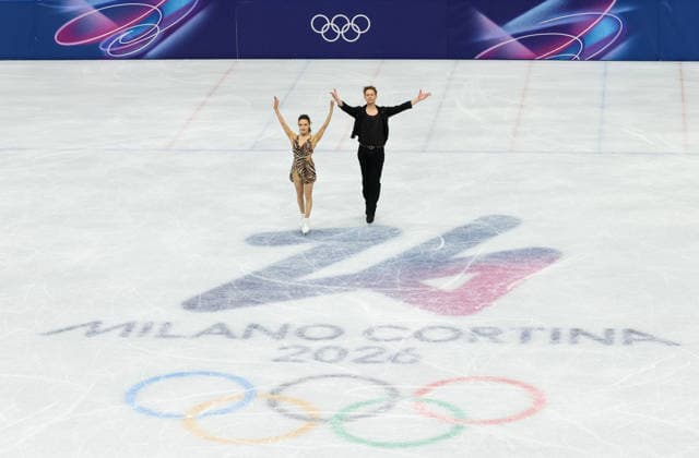 February 9, 2026, Milan, Lombardy, Italy: MADISON CHOCK and EVAN BATES of USA in the Ice Dance Rhythm Dance of the Figure skating, Eiskunstlauf Team Event at the Milano Cortina 2026 Winter Olympic Games, Olympische Spiele, Olympia, OS Milan Italy - ZUMAc179 20260209_oly_c179_083 Copyright: xMickaelxChavetx