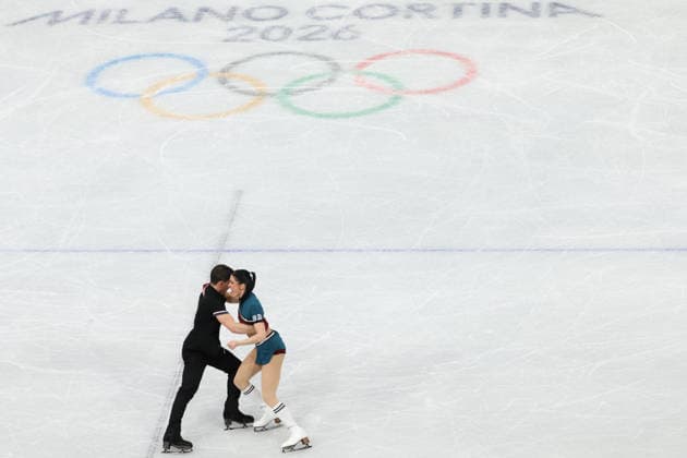 February 9, 2026, Milan, Lombardy, Italy: CHARLENE GUIGNARD and MARCO FABBRI of Italy in the Ice Dance Rhythm Dance of the Figure skating, Eiskunstlauf Team Event at the Milano Cortina 2026 Winter Olympic Games, Olympische Spiele, Olympia, OS Milan Italy - ZUMAc179 20260209_oly_c179_087 Copyright: xMickaelxChavetx