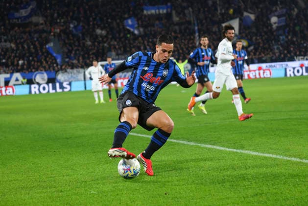 Atalanta BC V US Cremonese - Serie A Giacomo Raspadori plays during the Serie A match between Atalanta BC and US Cremonese in Bergamo, Italy, on February 9, 2026, at New Balance Arena Bergamo Italy  Copyright: xMairoxCinquettix originalFilename:cinquetti-atalanta260209_npSDq.jpg