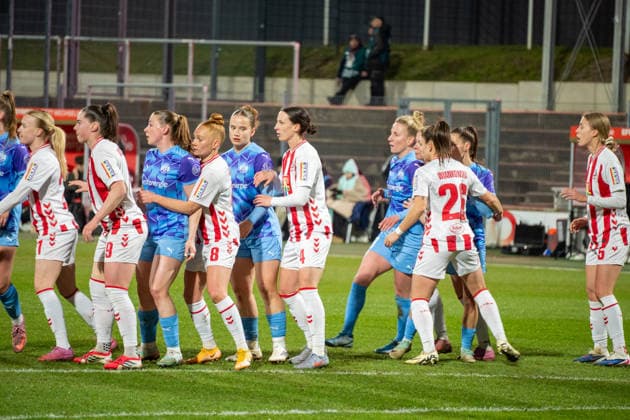 Germany Google Pixel Womens Bundesliga 2025 26 1 FC Köln vs SGS Essen, 17 Matchday 09 02 2026 Franz Kremer Stadion NRW Ramona Maier SGS Essn, 9 Martyna Wiankowska 1 FC Köln, 26 Laura Vogt 1 FC Köln, 8 Sara Agrez 1 FC Köln, 4 Copyright: xOrhanxHabashx