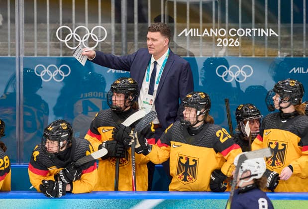 Headcoach Jeff MacLeod of Germany Tara Schmitz of Germany Nina Christof of Germany Mathilda Heine of Germany at the preliminary women Ice hockey, Eishockey match Group B Germany - France of the Milano Cortina 2026 Winter Olympic Games, Olympische Spiele, Olympia, OS at Milano Rho Ice Hockey Arena on February 9, 2026 in Milan, Italy.
