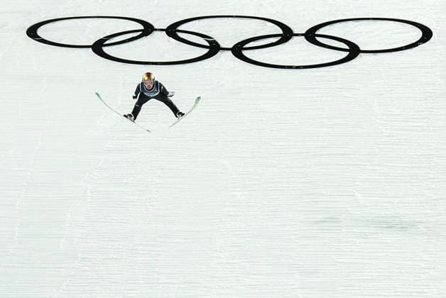 Winter Olympics in Milan Cortina 2026 Val di Fiemme 20260209. Kristoffer Eriksen Sundal during the 1st round of the men s individual normal hill in the Predazzo Ski jumping, Skispringen, Ski, nordisch Stadium during the Winter Olympics in Milano Cortina 2026. Photo: Terje Pedersen NTB Val di Fiemme Norway EDITORIAL USE ONLY. RESTRICTED USE FOR BETTING COMPANIES Ref:_SPOXa0BMqcfZBg.jpg *** Winter Olympics in Milan Cortina 2026 Val di Fiemme 20260209 Kristoffer Eriksen Sundal during the 1st round of the men s individual normal hill in the Predazzo Ski Jumping Stadium during the Winter Olympics in Milan Cortina 2026 Photo Terje Pedersen NTB Val di Fiemme Norway EDITORIAL USE ONLY RESTRICTED USE FOR BETTING COMPANIES  Copyright: xTerjexPedersenx xNTBx