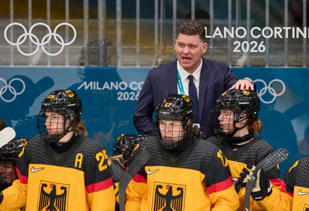 Headcoach Jeff MacLeod of Germany Laura Kluge of Germany Emily Nix of Germany Mathilda Heine of Germany at the preliminary women Ice hockey, Eishockey match Group B Germany - France of the Milano Cortina 2026 Winter Olympic Games, Olympische Spiele, Olympia, OS at Milano Rho Ice Hockey Arena on February 9, 2026 in Milan, Italy.