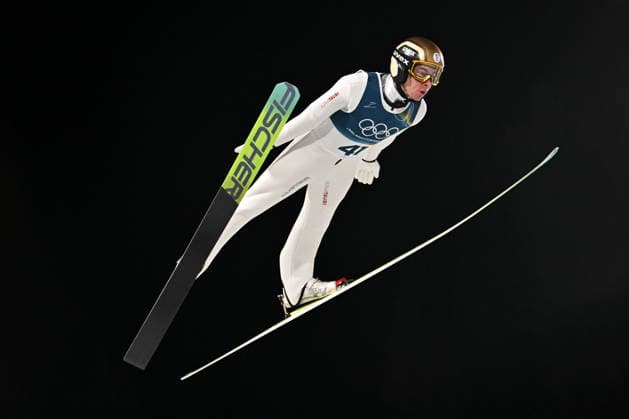 Predazzo, Italy, February 09th 2026. Stefan Kraft of Austria in action during the Ski jumping, Skispringen, Ski, nordisch Mens Normal Hill Individual competition of the Olympic Winter games, Winterspiele,Spiele, Summer games 2026 in Predazzo, Italy. (Photo by Igor Kupljenik Sports Press Photo)  Copyright: xIgorxKupljenikx xSPPx Sportspressphoto_SPR90626