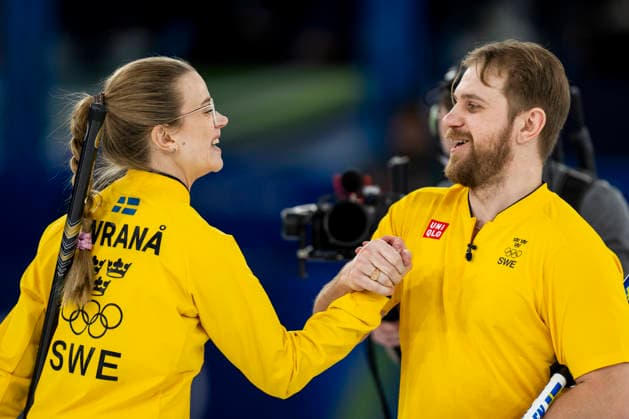 260209 Isabella Wrana and Rasmus Wrana of Sweden celebrate after winning a round robin mixed doubles curling semifinal match between Great Britain and Sweden during day 3 of the 2026 Winter Olympics on February 9, 2026 in Cortina. Photo: Jon Olav Nesvold BILDBYRAN COP 217 JE0114 curling Olympic Games, Olympische Spiele, Olympia, OS olympics winter olympics os ol olympiska spel vinter-os olympiske leker milano cortina 2026 milan cortina 2026 milano cortina 2026 olympic games milano cortina 2026 winter olympic games milano cortina-os milano cortina-ol vinter-ol 3 bbeng jubel *** 260209 Isabella Wrana and Rasmus Wrana of Sweden celebrate after winning a round robin mixed doubles curling semifinal match between Great Britain and Sweden during day 3 of the 2026 Winter Olympics on February 9, 2026 in Cortina Photo Jon Olav Nesvold BILDBYRAN COP 217 JE0114 curling olympic games olympics winter olympics os ol olympiska spel vinter os olympiske leker milano cortina 2026 milan cortina 2026 milano cortina 2026 olympic games milano cortina 2026 winter olympic games milano cortina os milano cortina ol vinter ol 3 bbeng jubel  Copyright: JONxOLAVxNESVOLD BB260209JE039