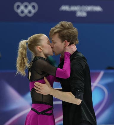February 9, 2026, Milan, Lombardy, Italy: MILLA RUUD REITAN and NOKOLAJ MAJOROV of Sweden kiss after their performance in the Ice Dance Rhythm Dance of the Figure skating, Eiskunstlauf Team Event at the Milano Cortina 2026 Winter Olympic Games, Olympische Spiele, Olympia, OS Milan Italy - ZUMAc179 20260209_oly_c179_094 Copyright: xMickaelxChavetx