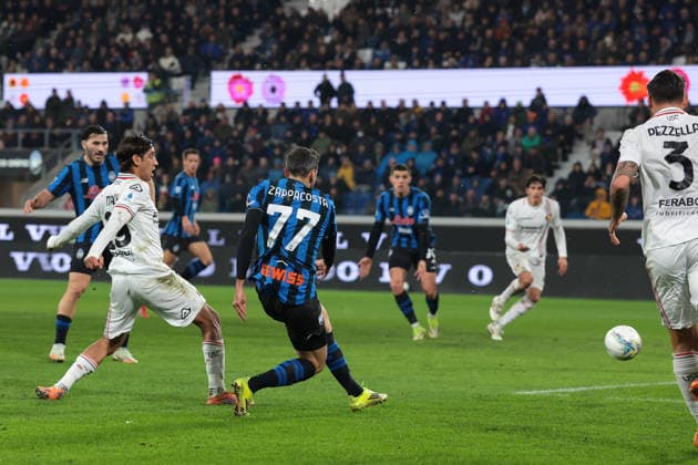 Bergamo, Italy, 9th February 2026. Davide Zappacosta of Atalanta scores to give the hosts a 2-0 lead during the Atalanta vs US Cremonese Serie A match at New Balance Arena, Bergamo. Picture credit should read: Jonathan Moscrop Sportimage EDITORIAL USE ONLY. No use with unauthorised audio, video, data, fixture lists, club league logos or live services. Online in-match use limited to 120 images, no video emulation. No use in betting, games or single club league player publications. SPI_036_ATALANTA_CREMONESE_ SPI-4501-0036