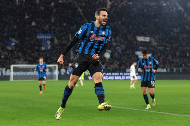 Bergamo, Italy, 9th February 2026. Davide Zappacosta of Atalanta celebrates after scoring to give the hosts a 2-0 lead during the Atalanta vs US Cremonese Serie A match at New Balance Arena, Bergamo. Picture credit should read: Jonathan Moscrop Sportimage EDITORIAL USE ONLY. No use with unauthorised audio, video, data, fixture lists, club league logos or live services. Online in-match use limited to 120 images, no video emulation. No use in betting, games or single club league player publications. SPI_042_ATALANTA_CREMONESE_ SPI-4501-0044