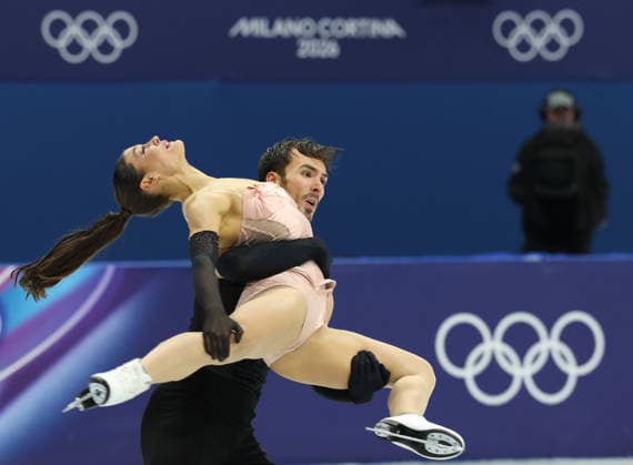 February 9, 2026, Milan, Lombardy, Italy: LAURENCE FOURNIER BEAUDRY and GUILLAUME CIZERON of France perform their Ice Dance Rhythm Dance of the Figure skating, Eiskunstlauf Team Event at the Milano Cortina 2026 Winter Olympic Games, Olympische Spiele, Olympia, OS Olympics 2026: Milano Cortina: Figure Skating Ice Dance Rhythm Dance  - ZUMAc179 20260209_oly_c179_101 Copyright: xMickaelxChavetx