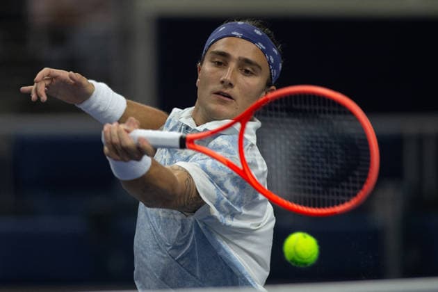 February 9, 2026, Frisco, Texas, USA: MATTIA BELLUCI (ITA) uses a backhand during a menÃ¢â‚¬â ¢s singles match at 2026 Nexo Dallas Open at The Ford Center at The Star in Frisco, Texas. Nakishima defeated Bellucci, 6:3, 6:4. Frisco USA - ZUMAh193 20260209_zsp_h193_011 Copyright: xDanielxMcGregor-Huyerx