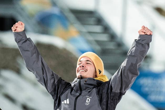 Winter Olympics in Milan Cortina 2026 Val di Fiemme 20260209. Gold medalist Philipp Raimund from Germany during the medal ceremony for the men s individual normal hill jump in the Predazzo Ski jumping, Skispringen, Ski, nordisch Stadium during the Winter Olympics in Milano Cortina 2026. Photo: Terje Pedersen NTB Val di Fiemme Norway EDITORIAL USE ONLY. RESTRICTED USE FOR BETTING COMPANIES Ref:_SPOJod1uA4NwPM.jpg *** Winter Olympics in Milan Cortina 2026 Val di Fiemme 20260209 Gold medalist Philipp Raimund from Germany during the medal ceremony for the men s individual normal hill jump in the Predazzo Ski Jumping Stadium during the Winter Olympics in Milano Cortina 2026 Photo Terje Pedersen NTB Val di Fiemme Norway EDITORIAL USE ONLY RESTRICTED USE FOR BETTING COMPANIES  Copyright: xTerjexPedersenx xNTBx