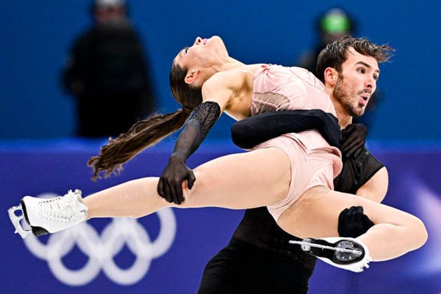 Laurence FOURNIER BEAUDRY & Guillaume CIZERON (FRA), during Ice Dance Rhythm Dance, at the Olympic Winter games, Winterspiele,Spiele, Summer games Milano Cortina 2026, at Milano Ice Skating Arena, on February 9, 2026 in Milan, Italy. Noxthirdxpartyxsales  aflo_319126874