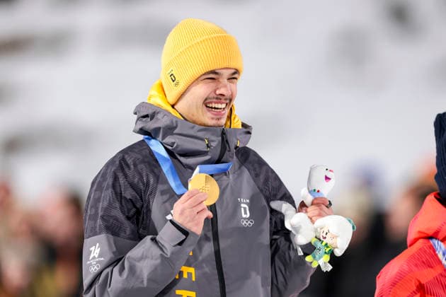 OLYMPICS - Winter Olympic Games, Olympische Spiele, Olympia, OS Milano Cortina 2026 VAL DI FIEMME,ITALY,09.FEB.26 - OLYMPICS, Ski jumping, Skispringen, Ski, nordisch - Winter Olympic Games Milano Cortina 2026, normal hill, men, individual, medal ceremony. Image shows the rejoicing of Philipp Raimund (GER).  GEPAxpictures xMatthiasxTrinkl