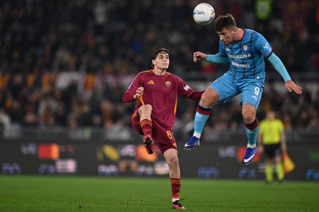 Niccolo Pisilli of A.S. Roma and Semih Kilicsoy of Cagliari Calcio are in action during the 24th day of the Serie A Championship between A.S. Roma and Cagliari Calcio at the Olympic Stadium on February 9, 2026 in Rome, Italy.  Copyright: xDomenicoxCippitelli IPAxSportx xipa-agency.netx xx IPA_71195420 IPA_Agency_IPA71195420