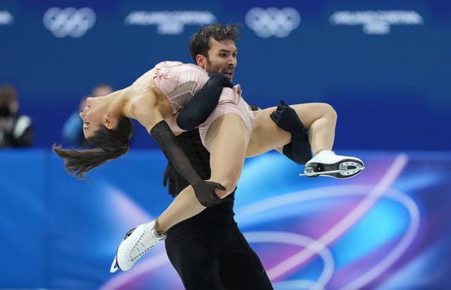 February 9, 2026, Milan, ITALY: Laurence Fournier Beaudry and Guillaume Cizeron of Team France compete in the Figure skating, Eiskunstlauf Ice Dance Rhythm Dance event during the 2026 Milan Cortina Winter Olympics in Milan, Italy on Monday, February 9, 2026. Canada News - February 9, 2026  - ZUMAc35_ 20260209_zaf_c35_138 Copyright: xNathanxDenettex
