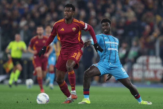 CALCIO - Serie A - AS Roma vs Cagliari Calcio Rome, Italy - February 9, 2026: Evan N Dicka of Roma , Michel Adopo of Cagliari seen in action during the Serie A Enilive 2025-2026 football match between AS Roma vs Cagliari Calcio at Olympic Stadium. Rome Italy  Copyright: xIPAxSport ABACAx