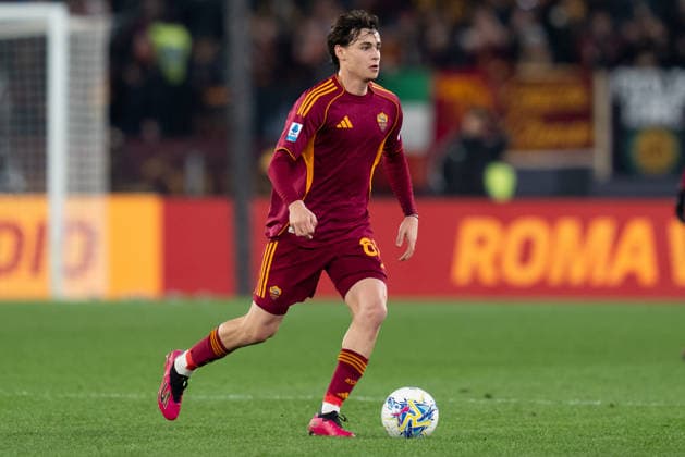 AS Roma v Cagliari Calcio - Serie A Enilive Niccolo Pisilli of AS Roma during the serie Serie A Enilive match between AS Roma and Cagliari Calcio at Stadio Olimpico on Febraury 9, 2026 in Rome, Italy Roma Stadio Olimpico Lazio Italy Copyright: xGiuseppexMaffiax SerieA_Roma-Cagliari_0902202609281